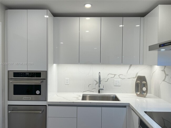 Photo - 1881 Middle River Dr Unit 207