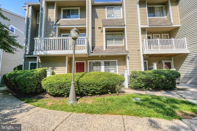 Building Photo - 5800 Inman Park Cir Unit 360