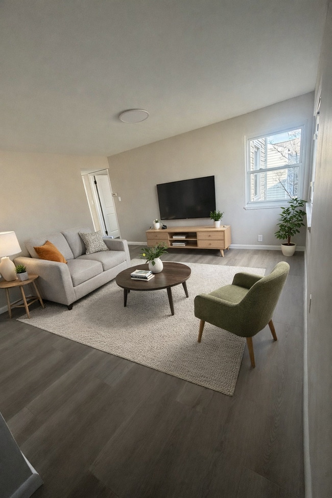 Photo - 1146 Commonwealth Ave