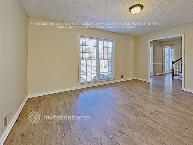 Photo - 3626 Woodberry Dr NW