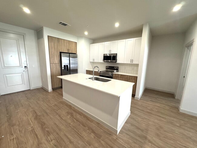 Building Photo - 6300 Co Rd 124 Unit 041101