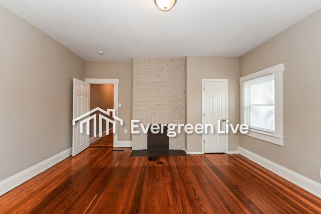 Photo - 508 E 21st St