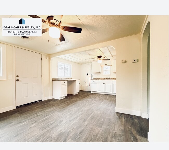 Photo - 4137 Corbin Dr