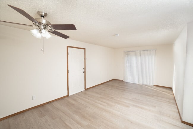 Living Area - Catalpa East