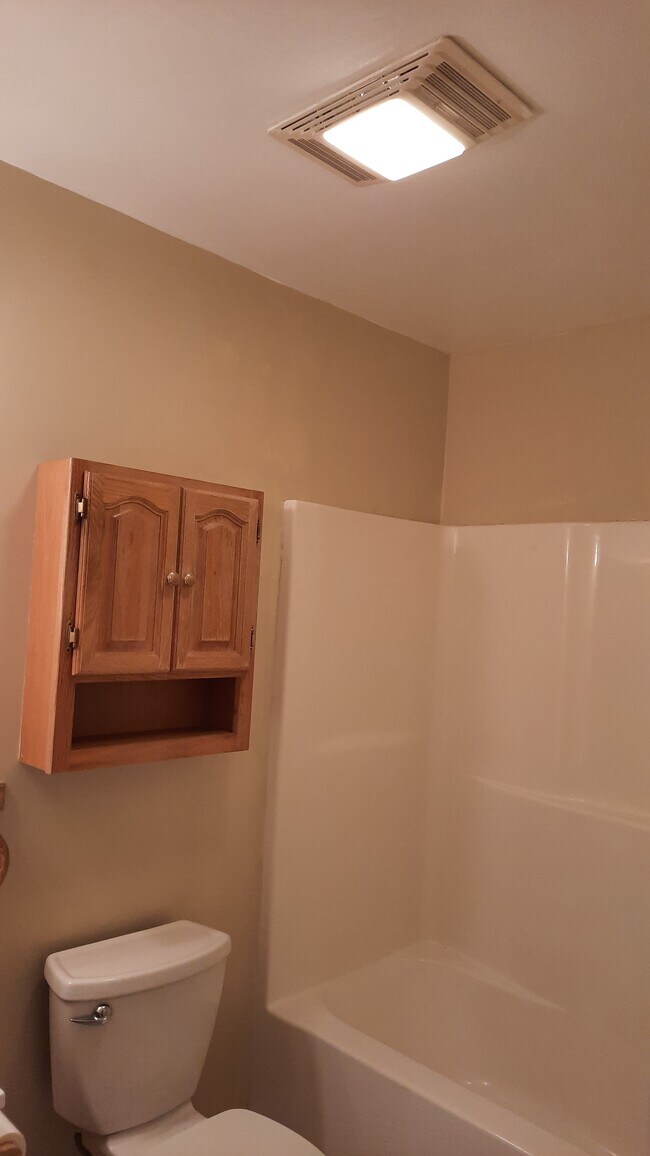 244 Oakwood Ave Apartments Unit 2B Elmira, NY