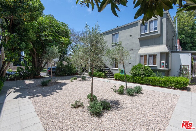 Photo - 9025 Rangely Ave Unidad 9027