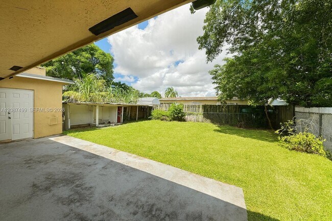 Photo - 3611 NW 194th Terrace