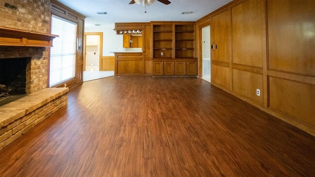 Photo - 5507 Slashwood Ln