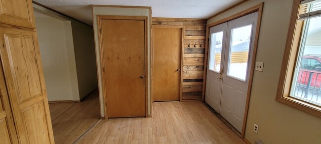 Photo - Spacious 4 Bedroom Home