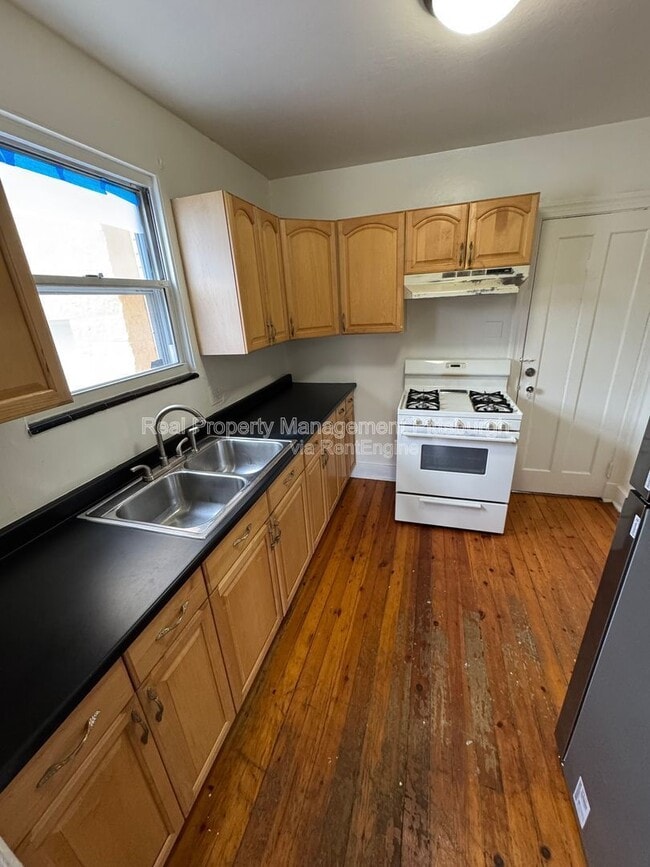 Photo - 4 Amherst Ave Unit 1