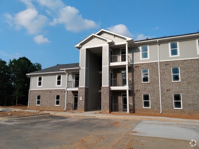 Building Photo - Peaks of Dahlonega Rental