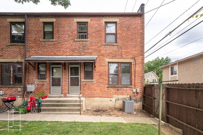 Building Photo - 435 Alden Ave Unit 443 Alden Ave
