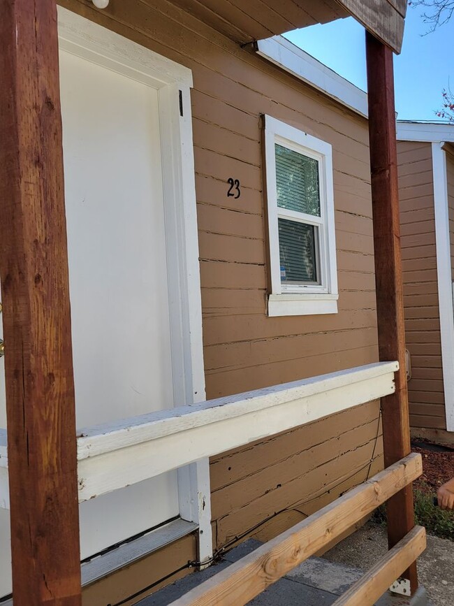 Building Photo - 23 Washington St Unit 1