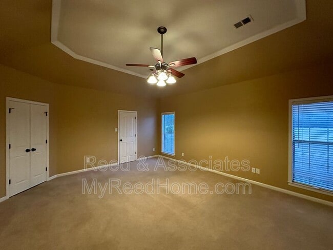 7161 Lauren Ln