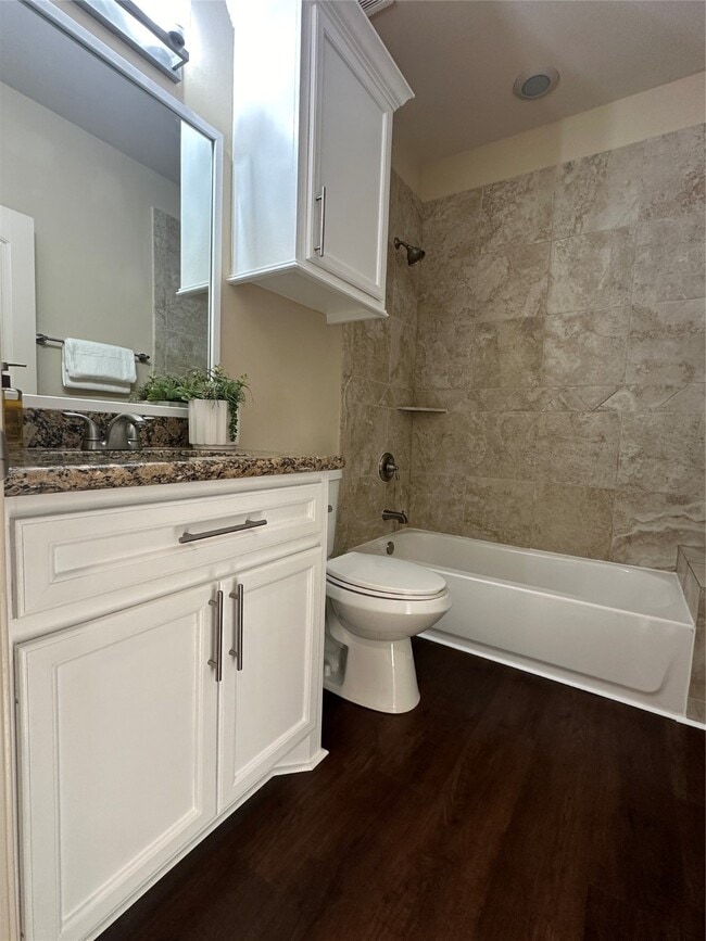 Building Photo - 17570 Hwy 105 W Unit 55W