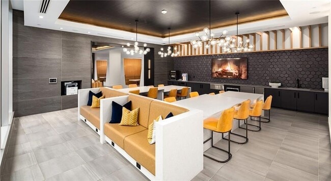 Photo - 1140 Spring St NW