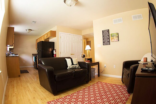 Photo - Greystone Court.