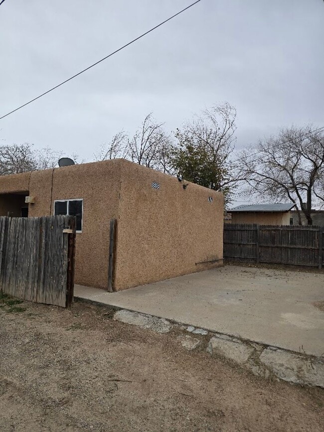 Photo - 915 Walter St SE Unit C