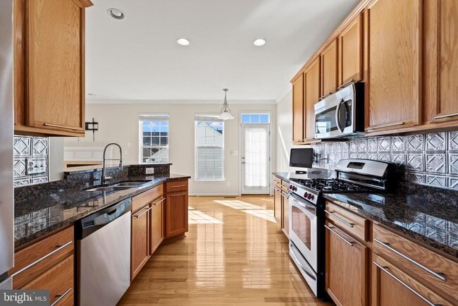 Photo - 2460 Five Fathom Cir
