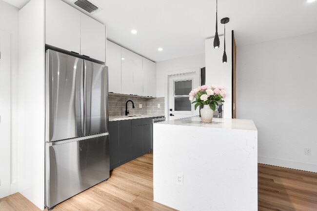 Photo - 1201 N 16th Ave