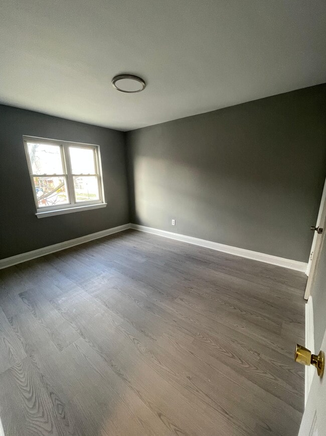 Photo - OLDHAM 2 Unit 2