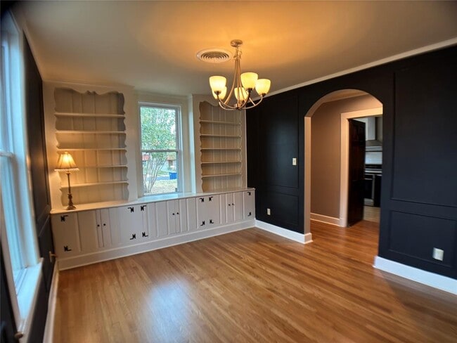 Photo - 5808 Coventry Ln