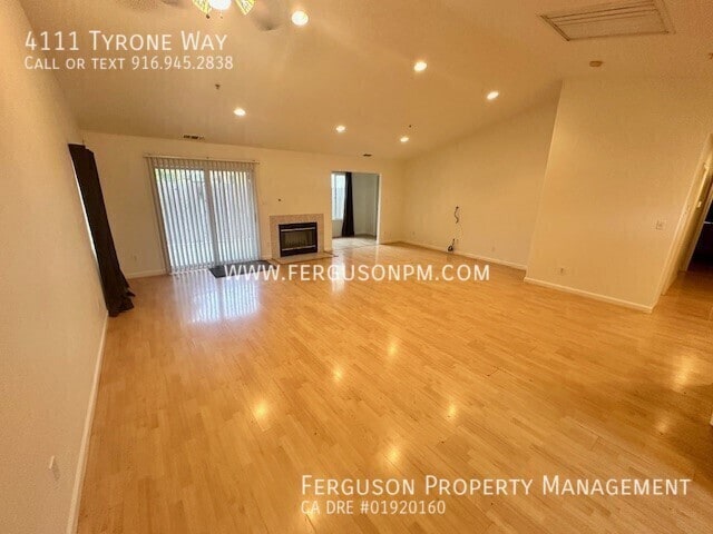 Photo - 4111 Tyrone Way