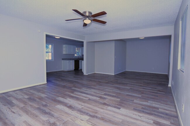 Photo - 1117 County Rd 515