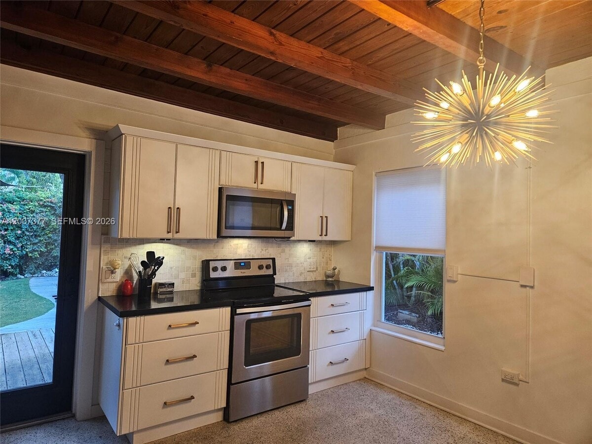 Photo - 16 N Marlin Ave