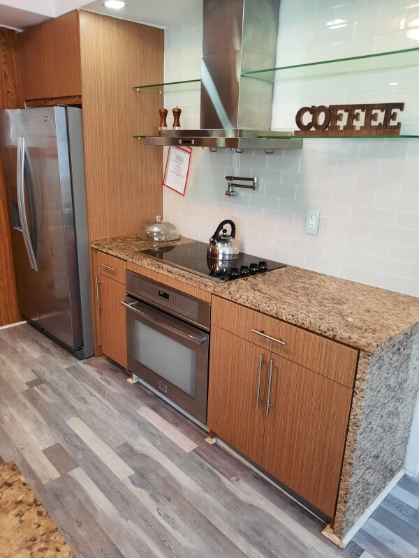 Photo - 715 Hollywood Blvd