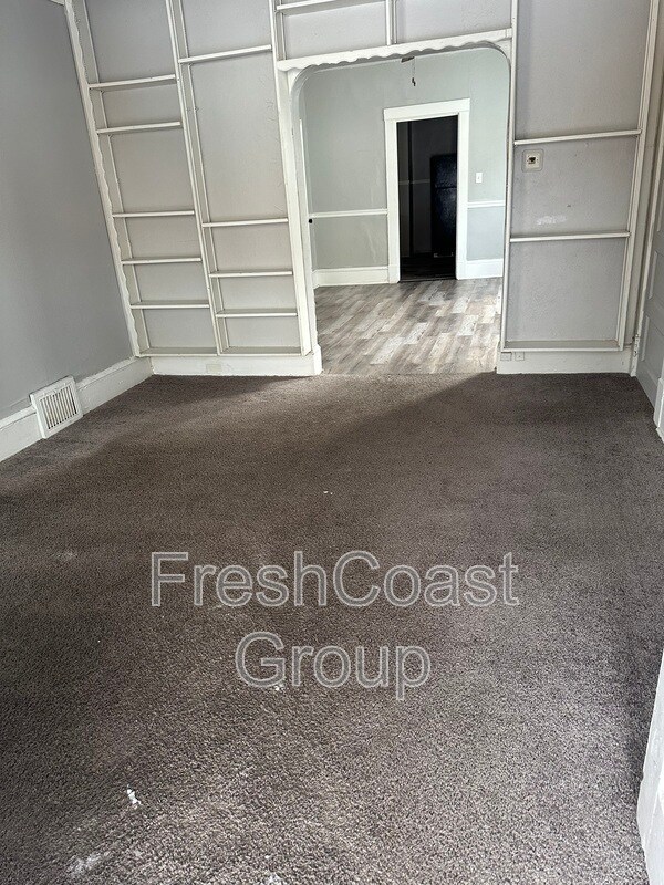 Photo - 5940 Engel Ave Unidad 1