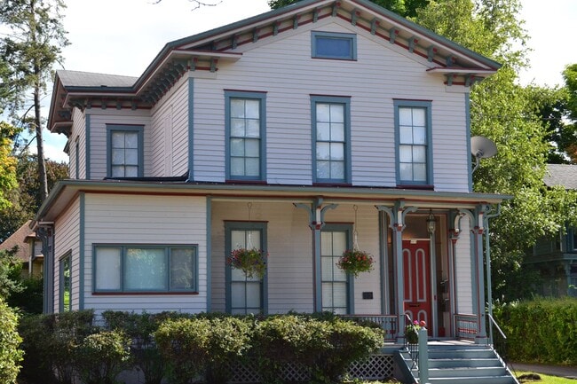 Photo - 463 W Church St Unidad 2