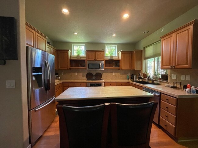 Photo - Inviting 3 Bed/2.5bath Corner lot