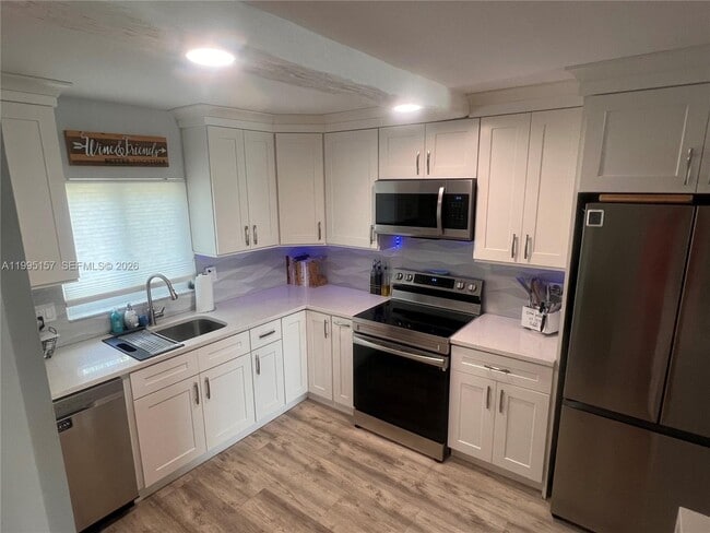 Photo - 1561 NE 12th Terrace Unidad ##