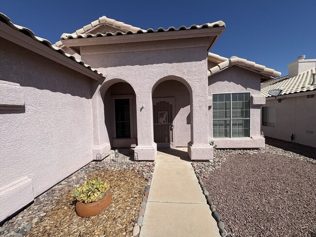 Photo - Great eastside location pet friendly