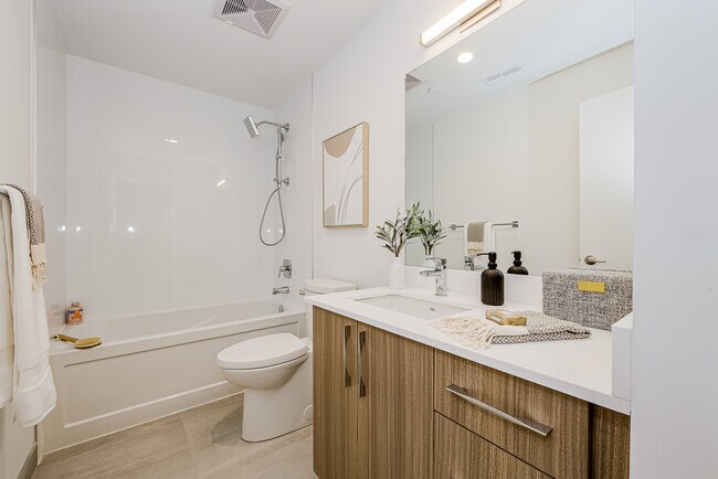 Photo - 15 Brenthall Avenue