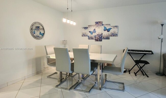 Photo - 327 Lakeview Dr Unit 103