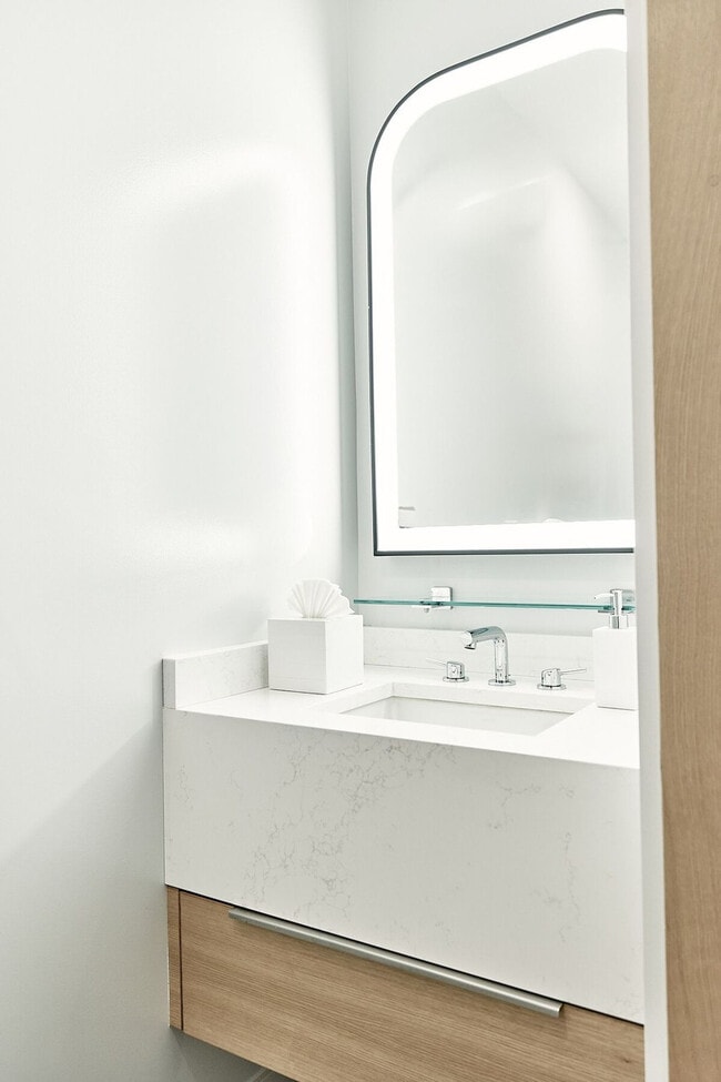 Photo - 121 Middle St Unidad ID1366938P