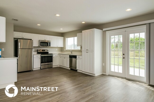 Photo - 2835 Greendale Rd