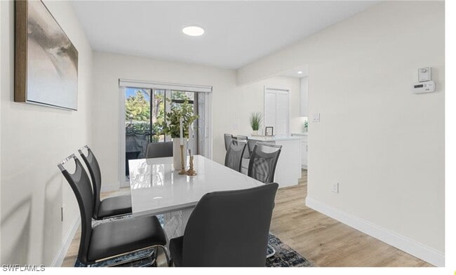 Photo - 788 Park Shore Dr Unidad F17