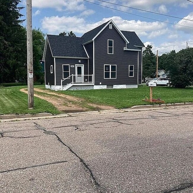 Photo - Click the “Apply Now” button or email wapmrentals@gmail.com for a prompt response.