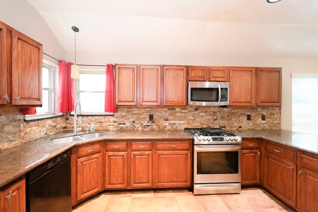 Photo - 16302 Ash Point Ln
