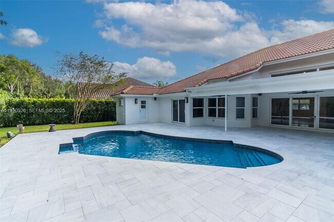 Photo - 1222 Manor Ct