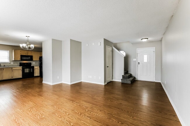 Photo - 35 Frostwood Ln