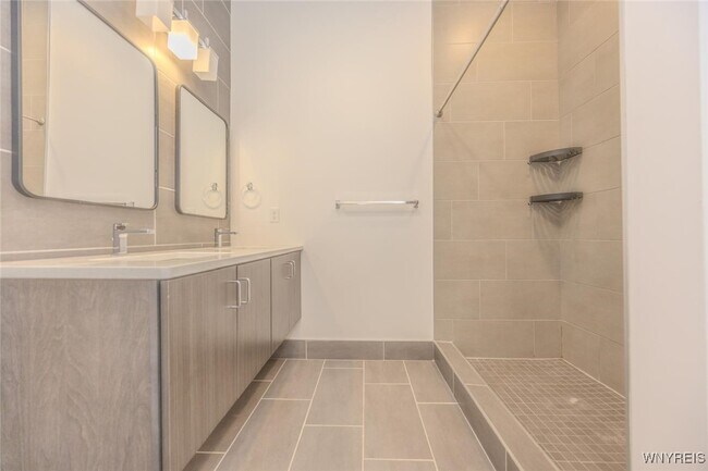 Photo - 1020 Elmwood Ave