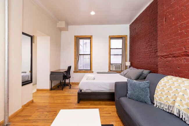 Photo - 329 E 94th St Unidad ID1032023P