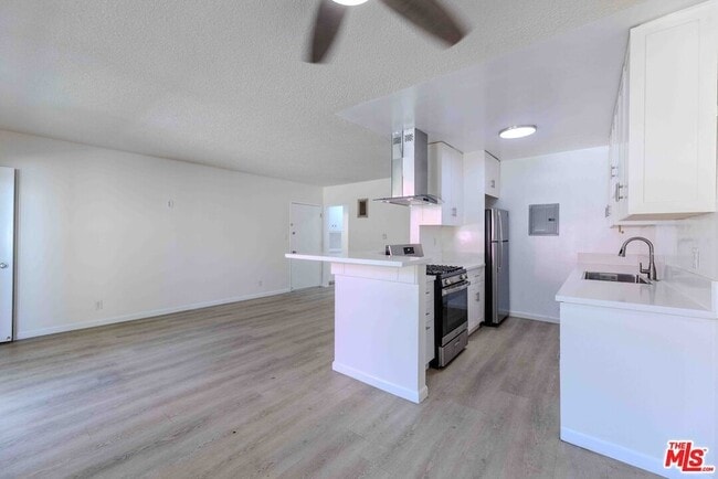 1426 Orange Grove Ave