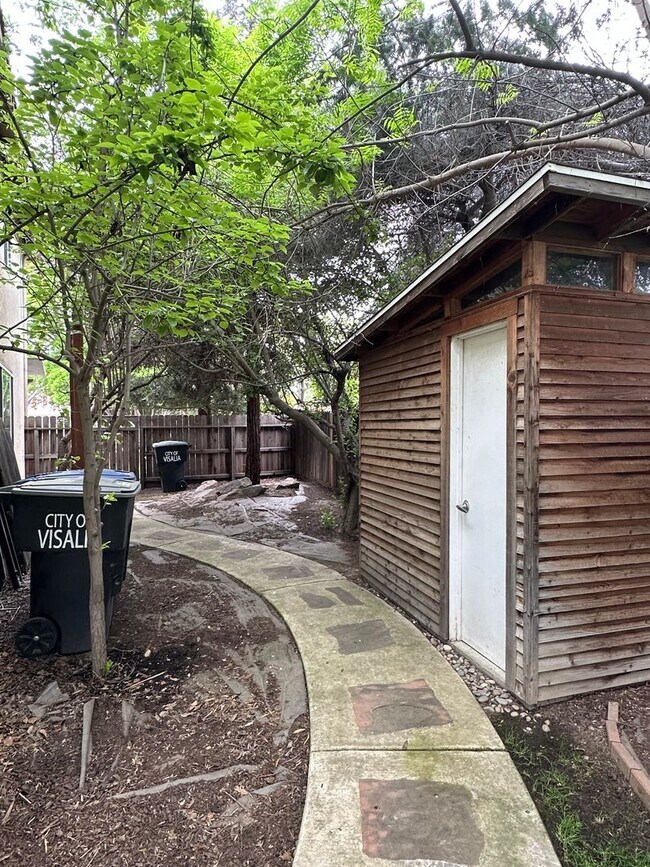 Photo - Two Story Home located in the Foxwood Esta...