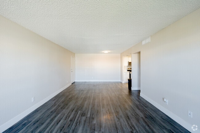 2BR, 2BA - 1,080SF - Living Room