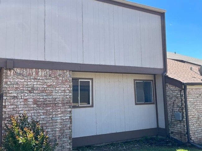 Photo - 1902 Three Stars Rd